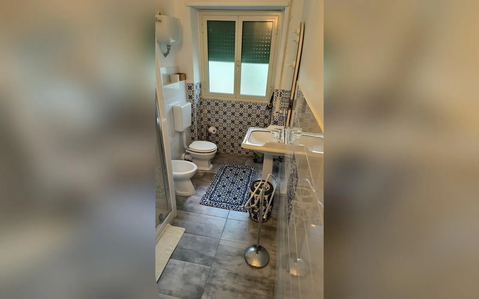 Camera con bagno privato — La Badia del Cavaliere, Roma (Lazio) (foto 13)