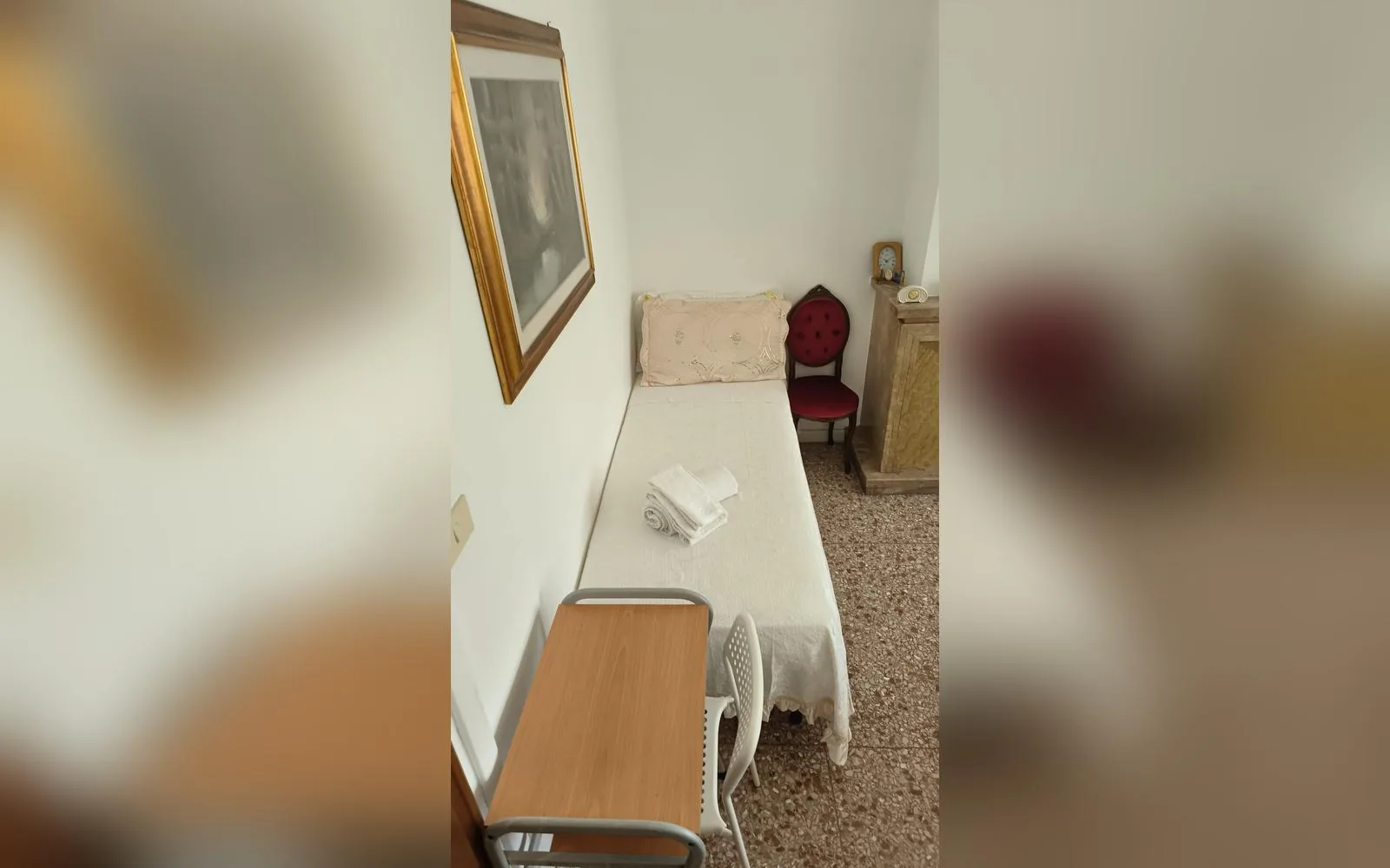 Camera con bagno privato — La Badia del Cavaliere, Roma (Lazio) (foto 8)